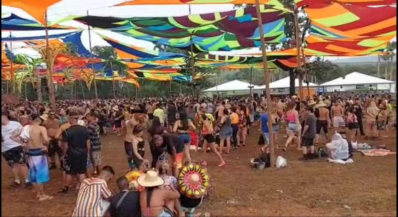 Foto 6 de 6 — Bombeiros encontram corpo em represa do Náutico após “rave”